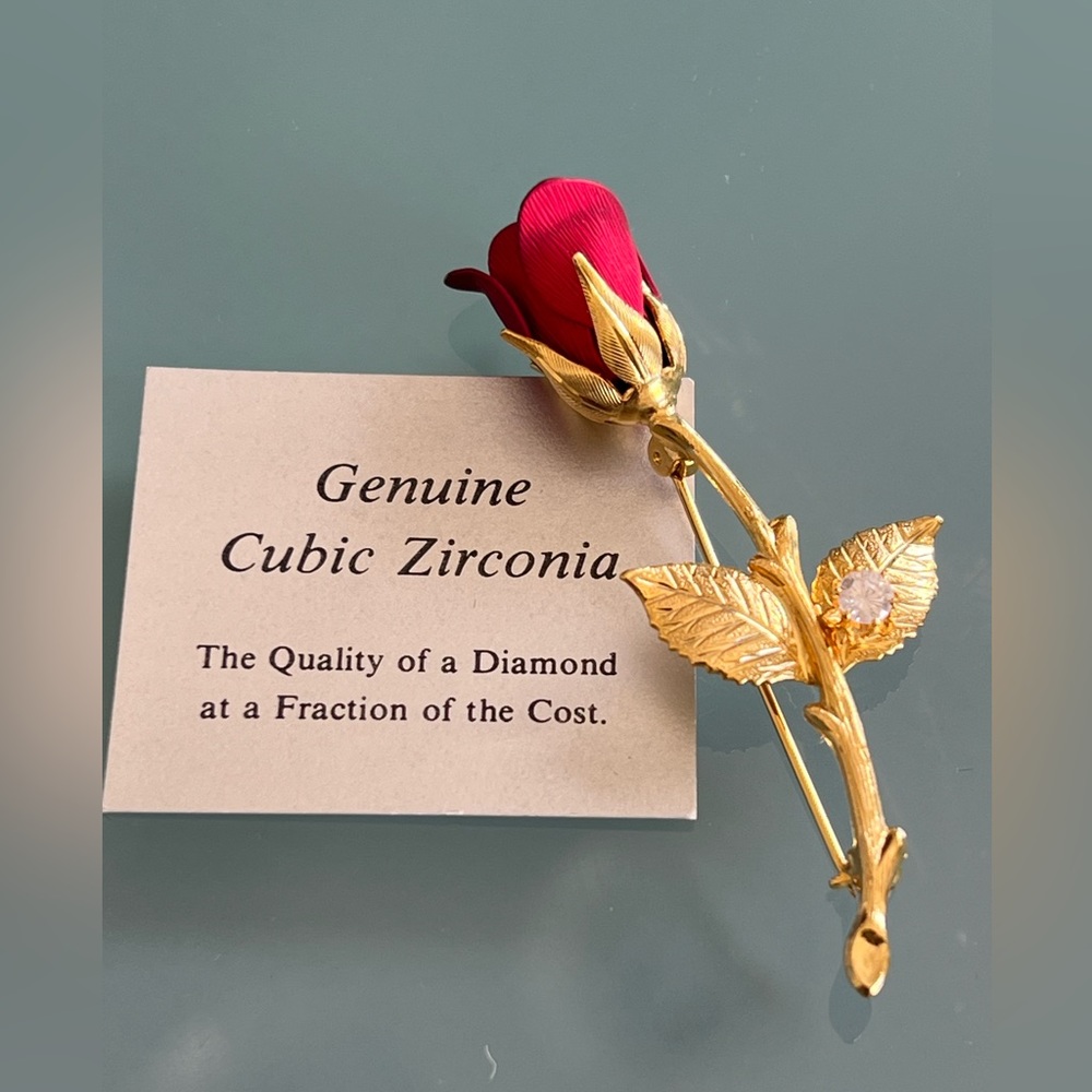 Vintage Avon brooche pin beautiful